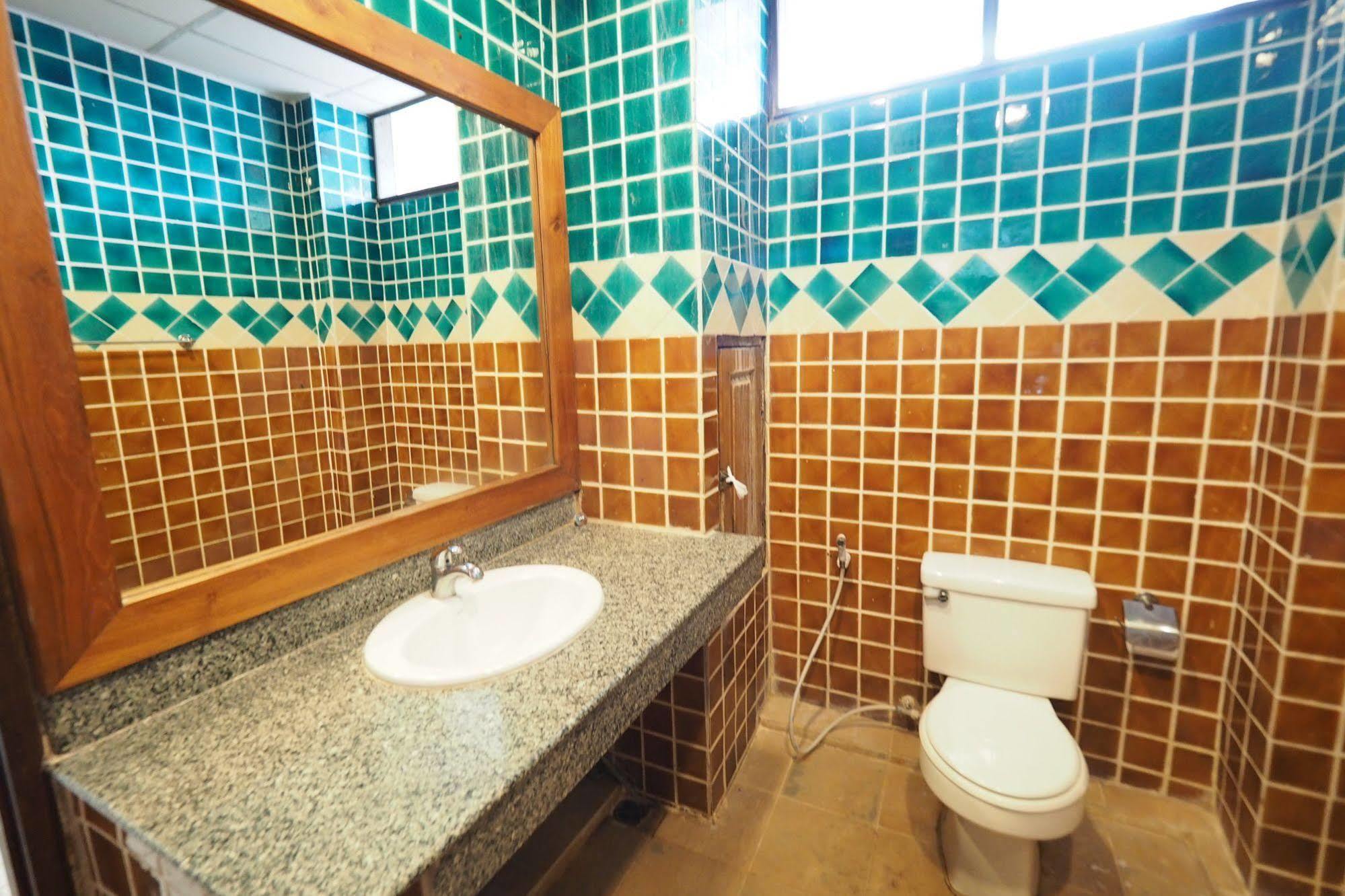 Fah Place Hotel Нан Екстер'єр фото